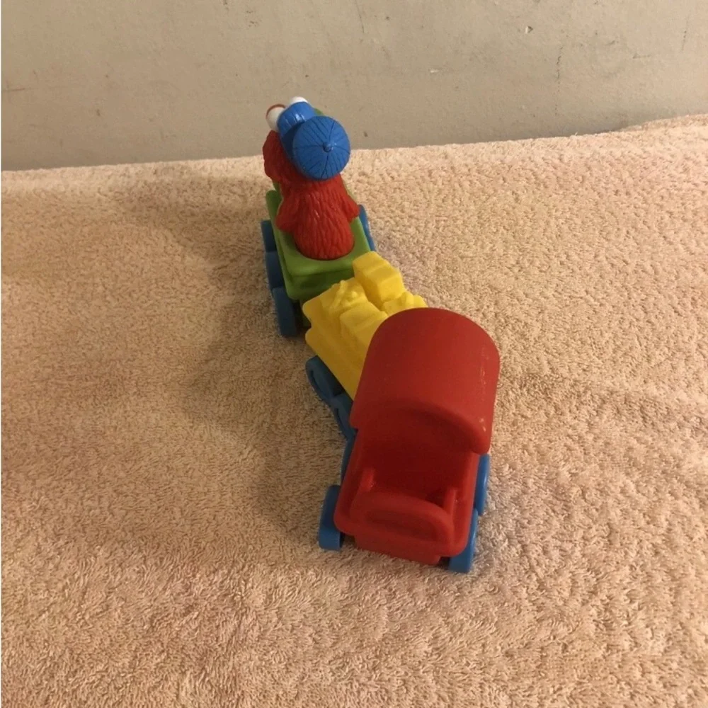 Illco Sesame Street Elmo Soft Train 3 Piece Set